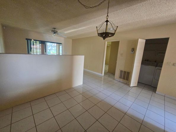 102 Lake Anne Drive, West Palm Beach FL 33411