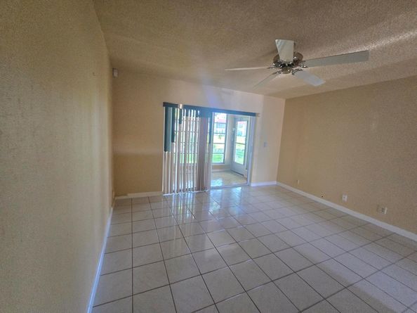 102 Lake Anne Drive, West Palm Beach FL 33411