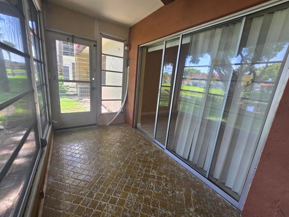 102 Lake Anne Drive, West Palm Beach FL 33411