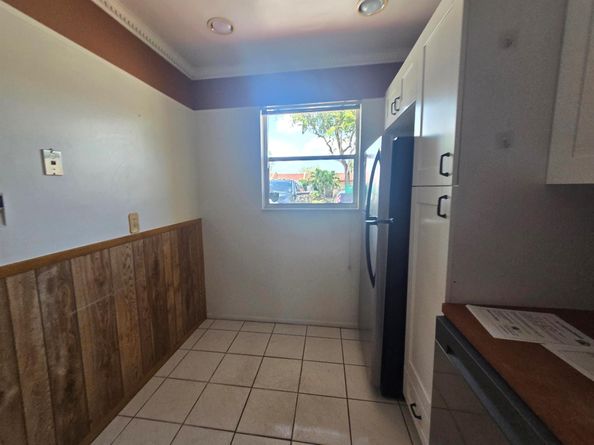 102 Lake Anne Drive, West Palm Beach FL 33411