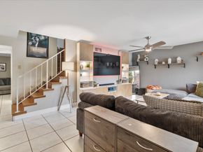 29 Laredo Pl 29, Davie FL 33324