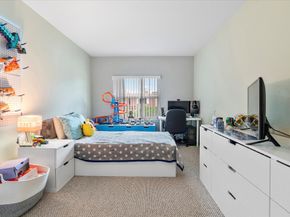 29 Laredo Pl 29, Davie FL 33324