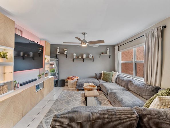 29 Laredo Pl 29, Davie FL 33324