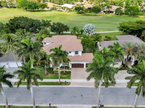 2527 Montclaire Cir, Weston FL 33327