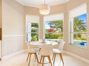 2527 Montclaire Cir, Weston FL 33327