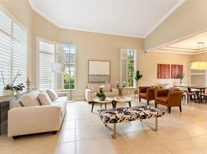 2527 Montclaire Cir, Weston FL 33327