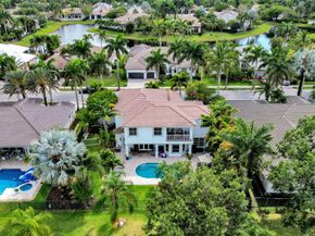 2527 Montclaire Cir, Weston FL 33327