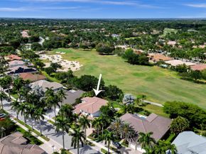 2527 Montclaire Cir, Weston FL 33327