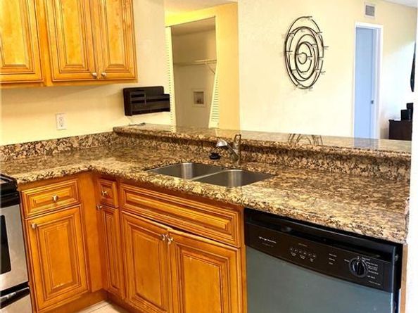 1681 Balfour Point Dr F, West Palm Beach FL 33411