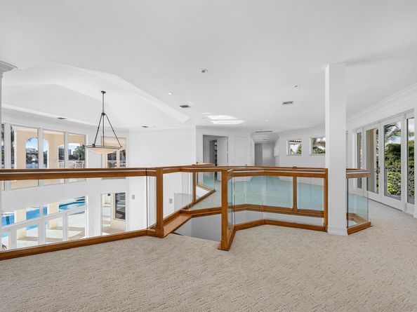 978 Dogwood Drive, Delray Beach FL 33483