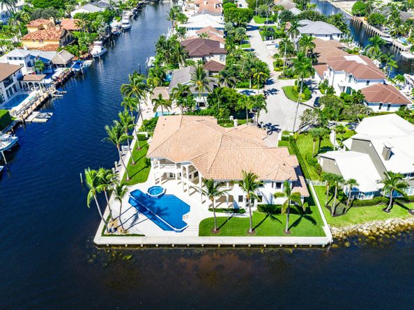 978 Dogwood Drive, Delray Beach FL 33483