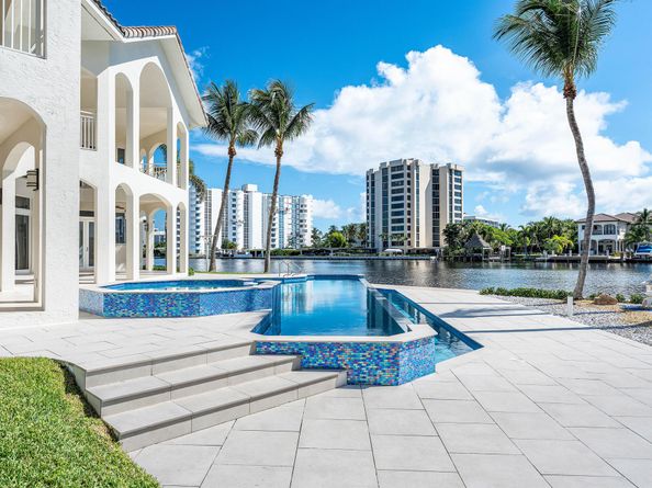 978 Dogwood Drive, Delray Beach FL 33483