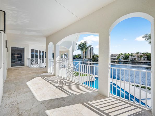 978 Dogwood Drive, Delray Beach FL 33483