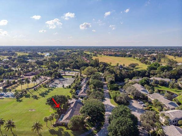 11792 Wimbledon Circle, Wellington FL 33414