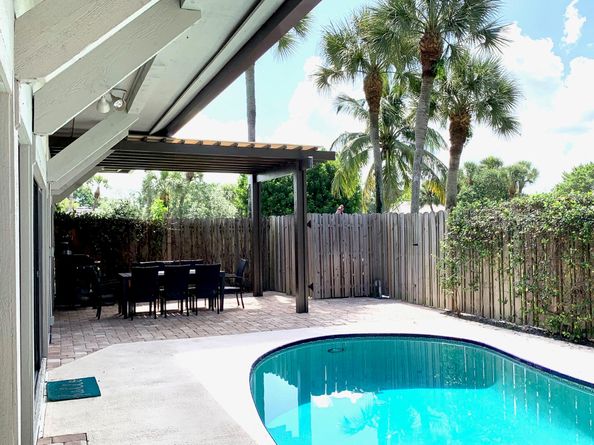 11792 Wimbledon Circle, Wellington FL 33414