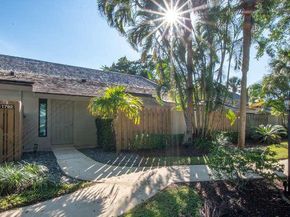 11792 Wimbledon Circle, Wellington FL 33414