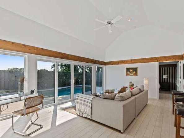11792 Wimbledon Circle, Wellington FL 33414