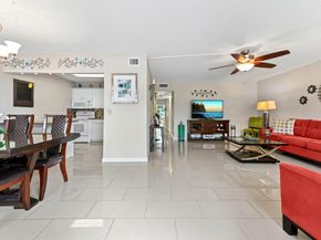 113 Wellington D, West Palm Beach FL 33417