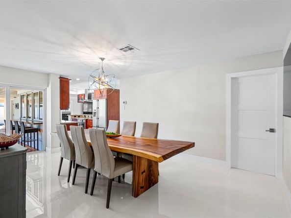 4000 NE 24th Ave, Lighthouse Point FL 33064