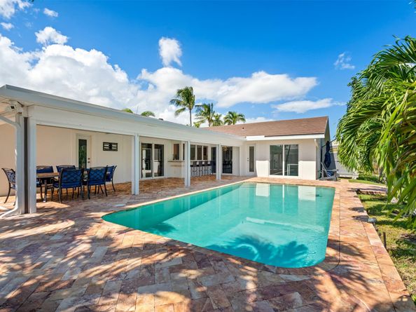 4000 NE 24th Ave, Lighthouse Point FL 33064