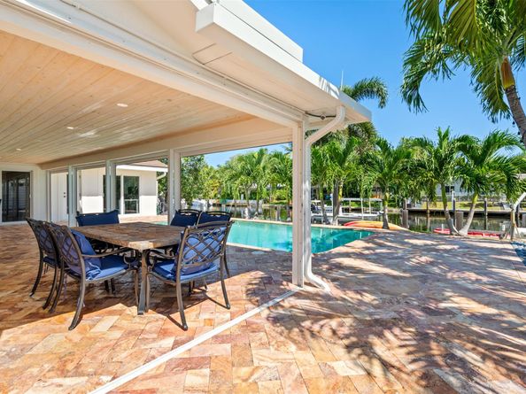 4000 NE 24th Ave, Lighthouse Point FL 33064