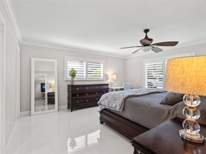 4000 NE 24th Ave, Lighthouse Point FL 33064