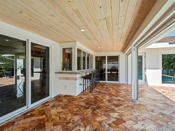 4000 NE 24th Ave, Lighthouse Point FL 33064