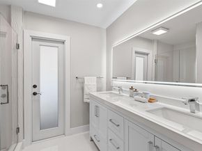 4000 NE 24th Ave, Lighthouse Point FL 33064