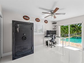 4000 NE 24th Ave, Lighthouse Point FL 33064