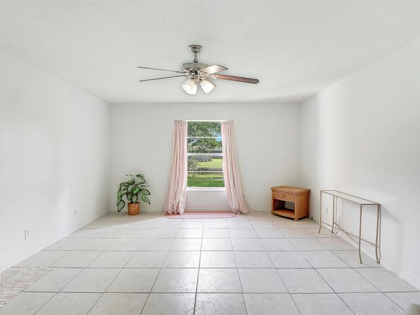 12014 S Greenway Circle S 109, Royal Palm Beach FL 33411