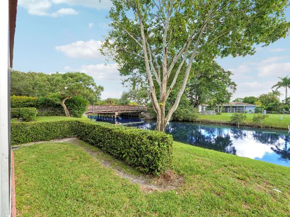12014 S Greenway Circle S 109, Royal Palm Beach FL 33411