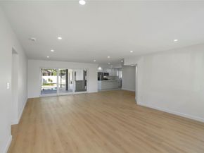 1011 SE 7th Ave, Pompano Beach FL 33060