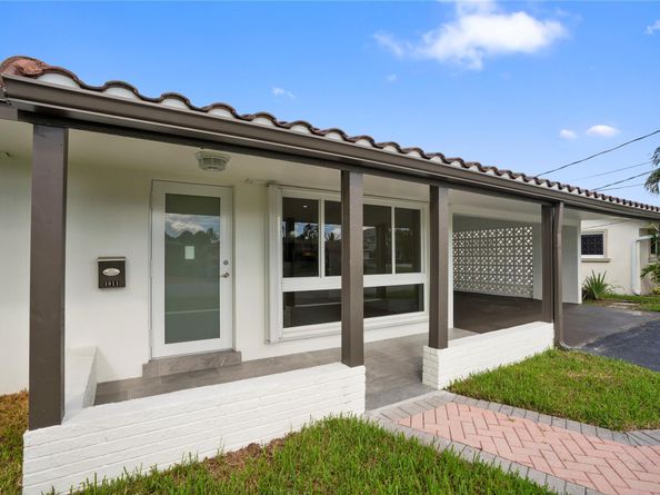 1011 SE 7th Ave, Pompano Beach FL 33060