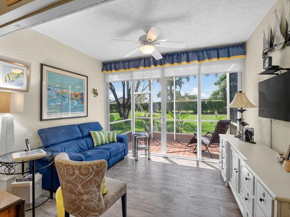 6208 Key Largo Lane, Boynton Beach FL 33472