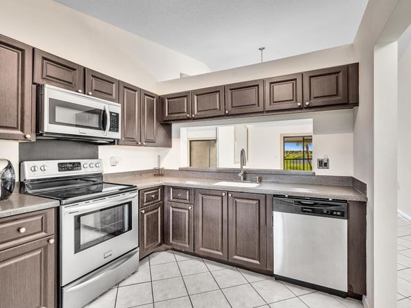 22017 Palms Way # 202 202, Boca Raton FL 33433