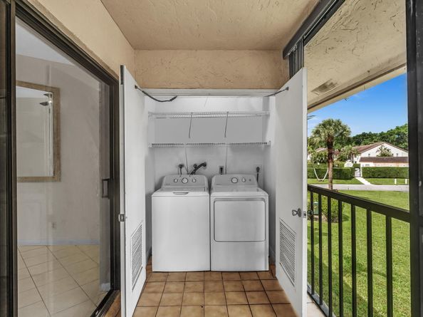 22017 Palms Way # 202 202, Boca Raton FL 33433