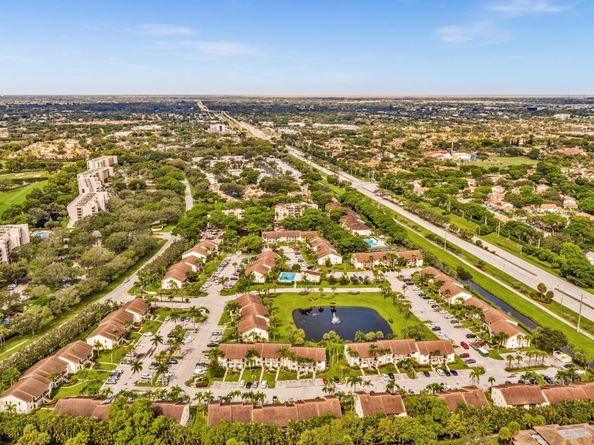 22017 Palms Way # 202 202, Boca Raton FL 33433