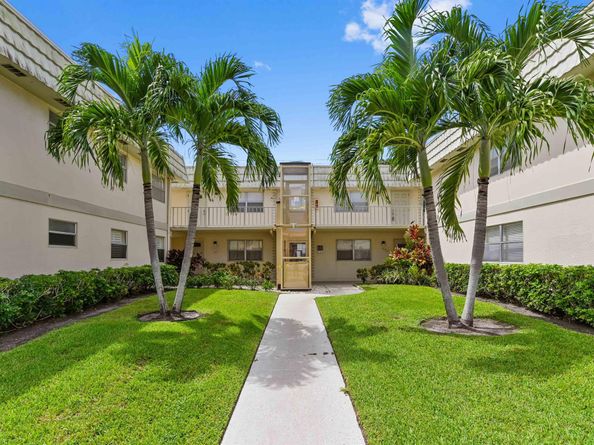 710 Saxony O, Delray Beach FL 33446