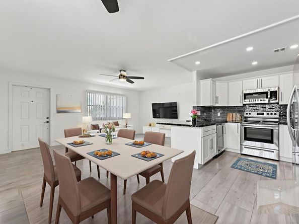 710 Saxony O, Delray Beach FL 33446