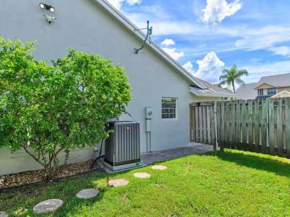 12259 NW 32nd Mnr, Sunrise FL 33323