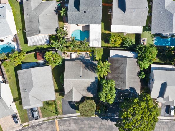 12259 NW 32nd Mnr, Sunrise FL 33323
