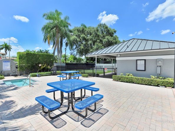 12259 NW 32nd Mnr, Sunrise FL 33323