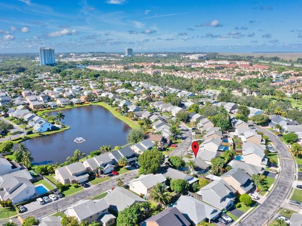 12259 NW 32nd Mnr, Sunrise FL 33323