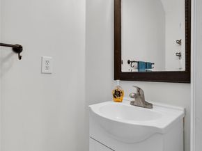 5046 Stagecoach Dr, Coconut Creek FL 33073