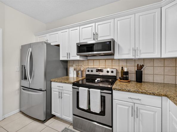 5046 Stagecoach Dr, Coconut Creek FL 33073