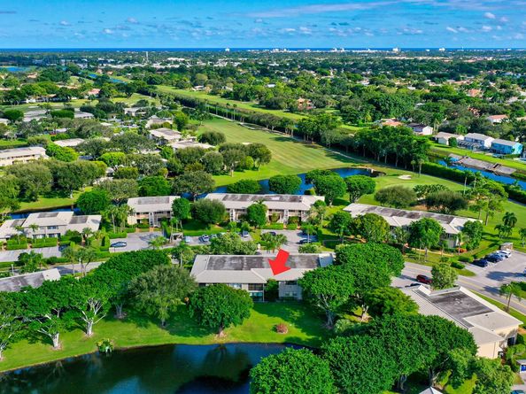 48 Stratford Lane W D, Boynton Beach FL 33436