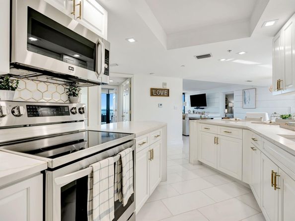 3000 N Ocean Drive 24f, Singer Island FL 33404