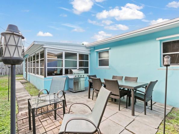 1880 Kathy Lane, North Palm Beach FL 33408