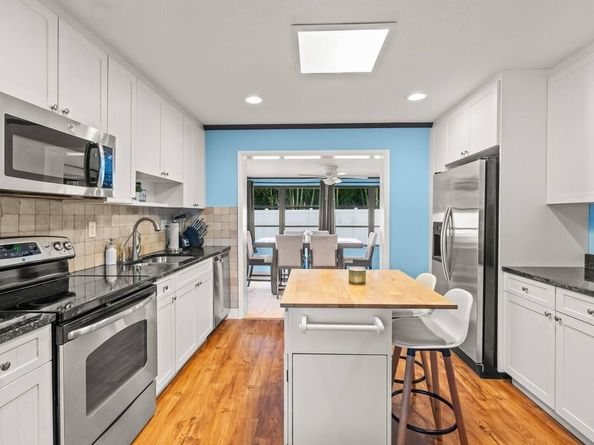 1880 Kathy Lane, North Palm Beach FL 33408