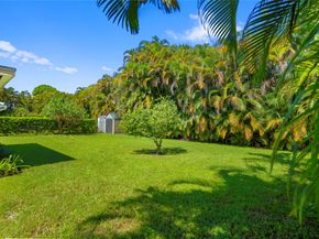 1777 NE 46th St, Oakland Park FL 33334